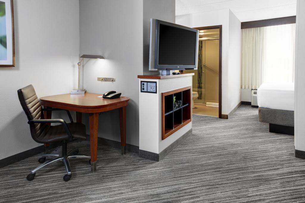 Hyatt Place Cincinnati Airport Florence Exterior photo